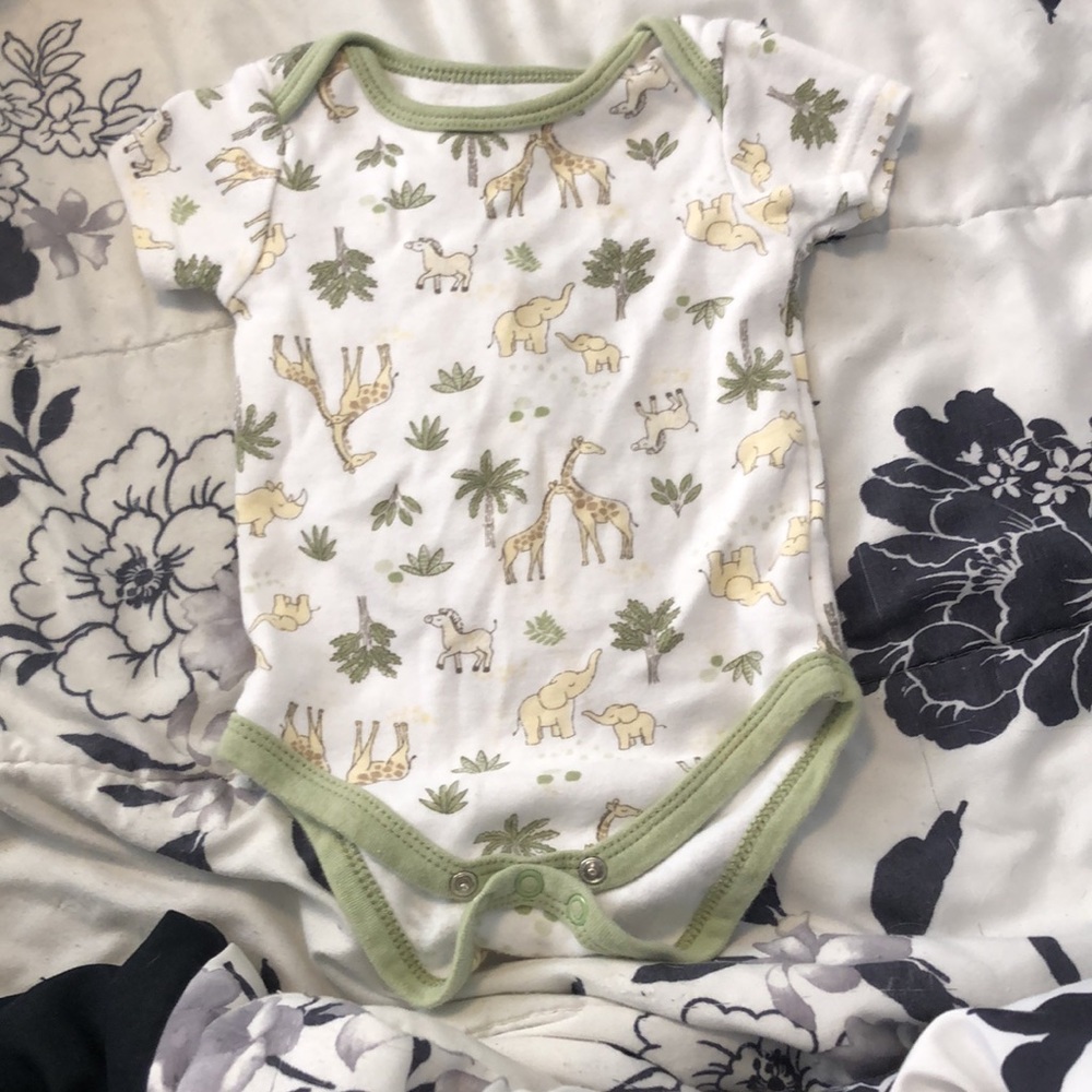 Kyle&Deena, baby boy 3-6 month set - Picture 2 of 4
